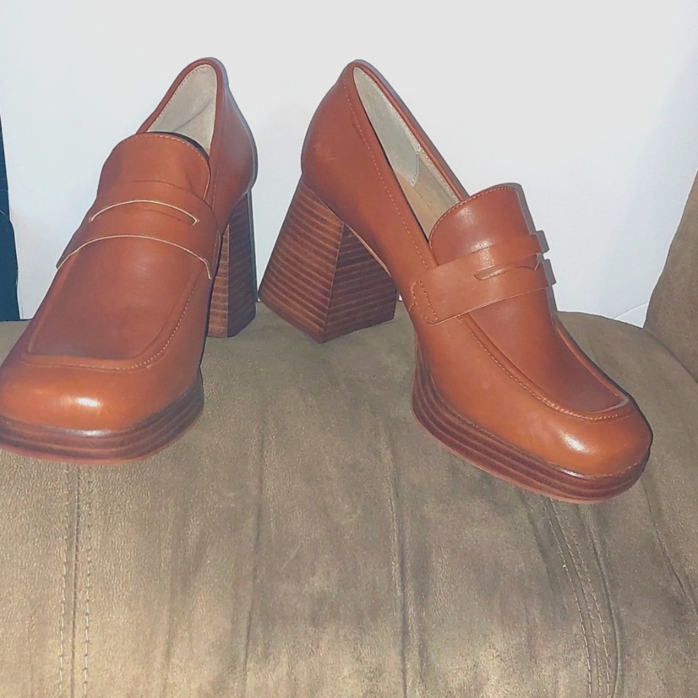 Steve Madden Penny Block Heel. Whiskey Brown Geninue Leather Uppers